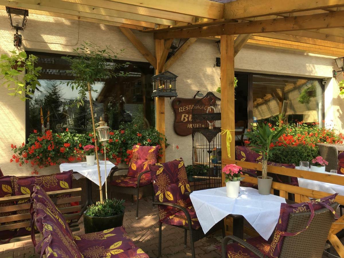 Restauracja Pensjonat Buda Кросно Экстерьер фото